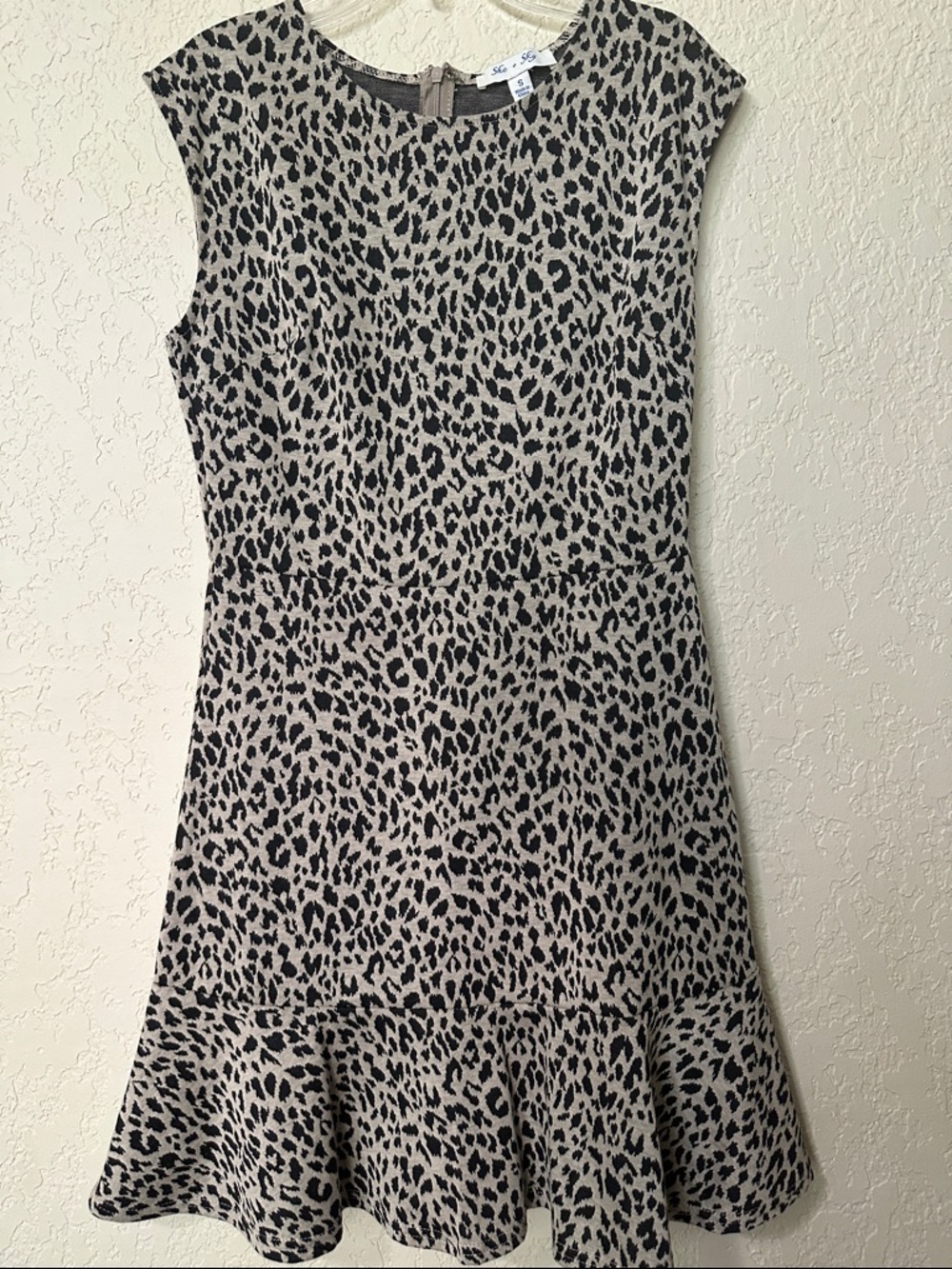 She and Sky Sleeveless Black and Cream Leopard Print Dress S